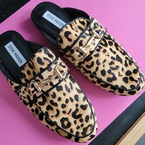 Steve Madden Kandi leopard flats mules slides